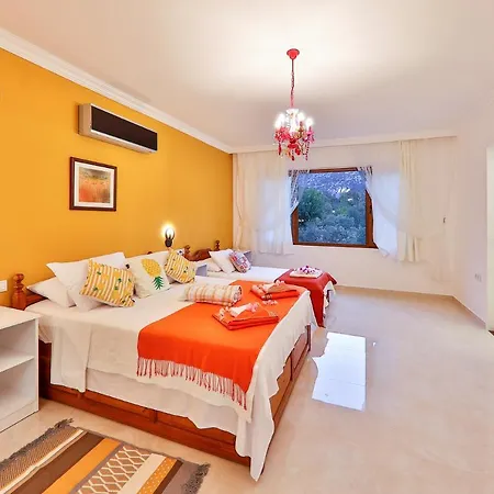 Fiore Kalkan